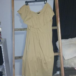 Tan dress never worn